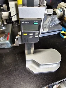 Mitutoyo Absolute Digimatic #570-245 Digital Height Gage - Picture 1 of 6