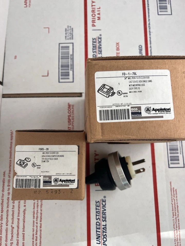 20Amp Plug And Receptacle Appleton For Hazardous Locations. - Image 1 of 4