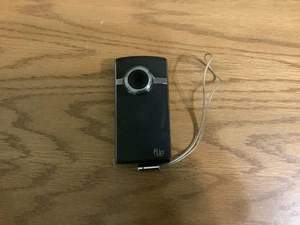 Flip Video,Black & Chrome Camcorder, 8GB Memory,records 120 Minutes - Picture 1 of 6