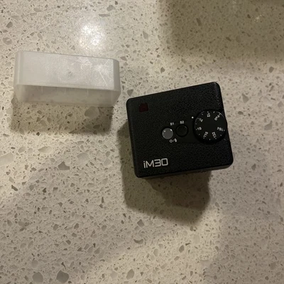 Godox iM30 Mini Pocket Flash Light Speedlite for Canon Fuji Nikon Sony Camera - Image 1 of 4