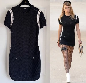 $4050 CHANEL 22C BLACK ECRU SHORT SLEEVE RUNWAY MINI DRESS 42 - Picture 1 of 18