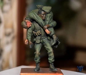 Pre-Order, 1:35 US Marines Saving Comrade – Tet Offensive 1968 (2 Figures) - Picture 1 of 6