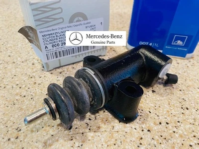 MERCEDES BENZ W113 280SL W111 280SE W108 208S 280SE CLUTCH SLAVE CYLINDER - Image 1 of 4