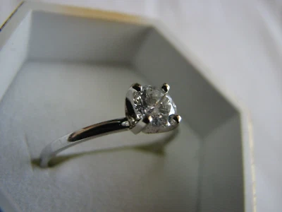 Platinum Diamond  GIA CERTIFIED Ring 0.55ct - Image 1 of 4