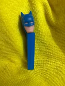 Vintage Pez Bat Man No Feet Austria 3,942,683 Clean No Cape 1960s PARTS ONLY - Picture 1 of 7