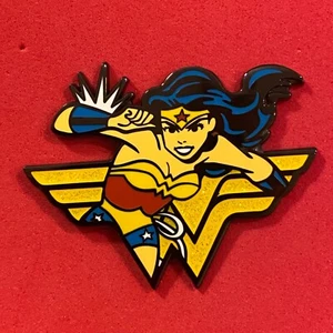 Großer Pin, Badge, Anstecker, DC Comics, Wonder Woman - Bild 1 von 2