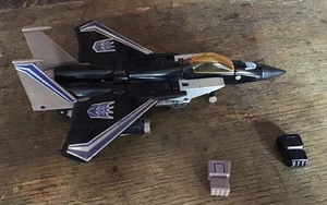 Transformers G1 Skywarp - Picture 1 of 5