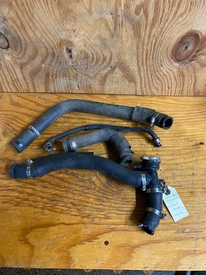 Honda CBR600F3 1997 varias líneas de mangueras de aire de refrigerante, cuello Foto 1 de 3