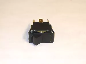 1 pz. Carling TIGL51-1C-BL-FN-BLK DPDT Interruttore a dondolo, 250 VAC, 3/4HP,10A, Nuovo - Foto 1 di 1