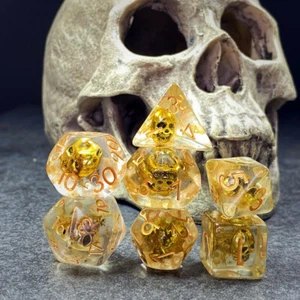 Sage's Familiars - Golden Skull Familiar Resin Polyhedral Dice Set | RPG DND - Picture 1 of 8