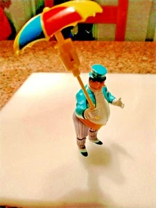 Rare DC comics superheroes The Penguin 5" Figure with Fires Missiles 1989 ToyBiz - Picture 1 of 2