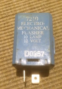 Coches y camionetas Flasher Wagner 7210 nuevo en caja 1978-1997 2 clavijas 12 voltios Porsche 911 - Imagen 1 de 7