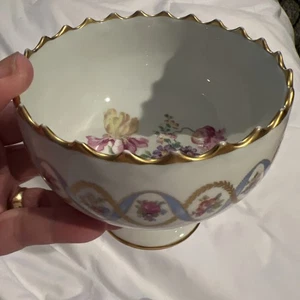 Limoges Hand Painted Pedestal Bowl Helix Ribbon & Pointed Golden Rim PERFECT 4" - Picture 1 of 12