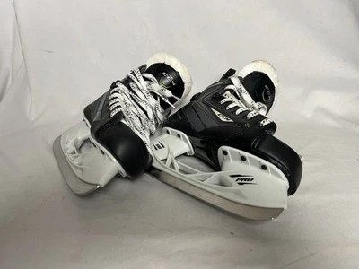 CCM Ribcore Pro Pump 42k junior ice hockey skate size 3.5 us shoe size 5d - Image 1 of 4
