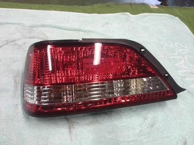 TOYOTA Cresta 1996 E-GX100 Left Tail Light 8156022840 [Used] [PA117978274] - image 1 of 4