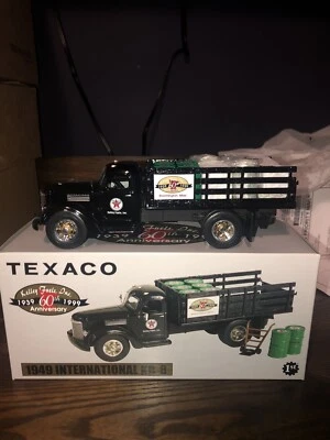 First Gear 1949 International KB-8  Skake Truck Kelley Fules 18-2441 [lot#71] - Image 1 of 4