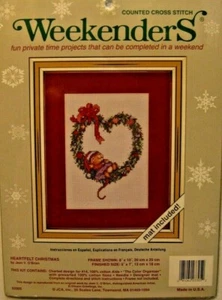 Weekenders Heartfelt Christmas Counted Cross Stitch Kit 03305 NEW 5"x7"  - Picture 1 of 4