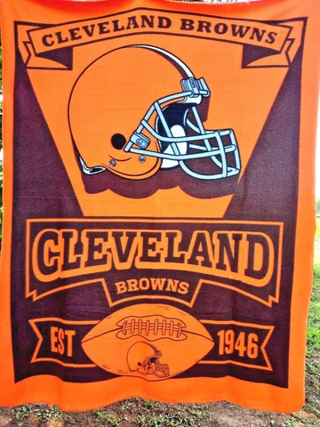 pre-owned blanket / throw CLEVELAND BROWNS about 46x56 inches Cover