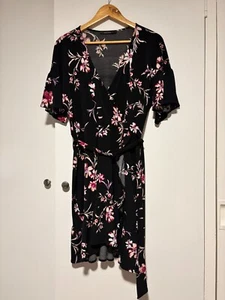 Portmans size XL Black floral dress wrap style - Picture 1 of 6