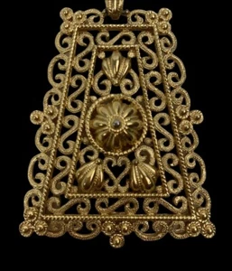 Vtg MCM Crown Trifari Gold Tone Pendant Necklace Open Scroll Work Trapezoid 16"L - Picture 1 of 9