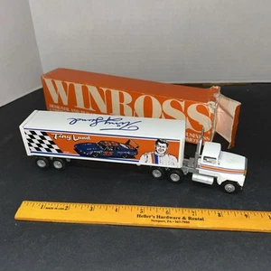 Remolque tractor de transporte Tiny Lund Racing #55 fundido a presión escala 1:64 autografiado - Imagen 1 de 9