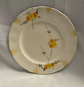 Vintage Grindley Cream Petal Lucille Pattern 2x plates 23cm 1x plate 20 C134 - Picture 1 of 3