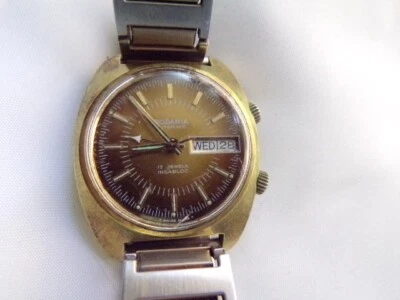VINTAGE RODANIA AUTOMATIC ALARM WATCH 17 JEWELS INCABLOC SWISS WORKS! - Image 1 of 4