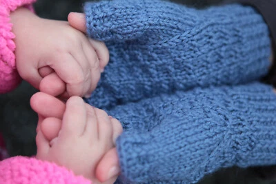 Knitting Pattern - mittens mitts gloves - 3 adult sizes - SimpleLife mitts - Image 1 of 4