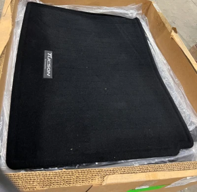 Hyundai Genuine OEM Reversible Cargo Tray for Tucson 2016-2021 - D3F12-AC000 - Image 1 of 4