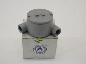 Appelton GRN75 Conduit Outlet Box 3/4" Iron Threaded - NEW Surplus! - Picture 1 of 4