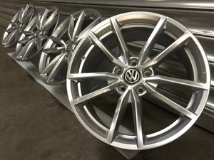 Neue VW Pretoria Golf 7 GTD GTI 5G Caddy Touran Felgen Alufelgen ET 51 225/40 18 - Bild 1 von 9