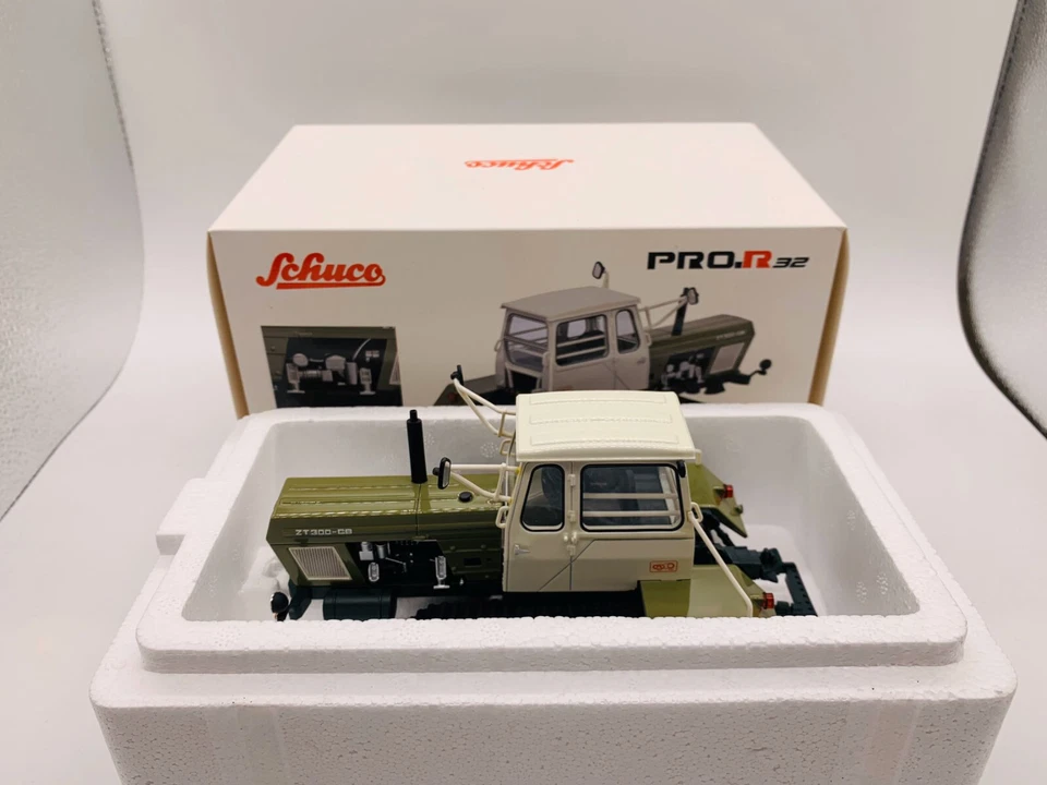 Schuco Fortschritt ZT 300-GT Tractor 1/32 Scale Resin Limited Model New in BOx - Image 1 of 4
