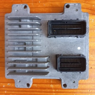 CALCULATEUR  OPEL CORSA  IV   ACDELCO E83  55597931   ABWC    86ABWC564080008X - Immagine 1 di 2