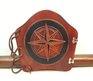 Armschutz Bogensport Leder braun punziert Windrose Bogenstulpe Langbogen - Picture 1 of 6