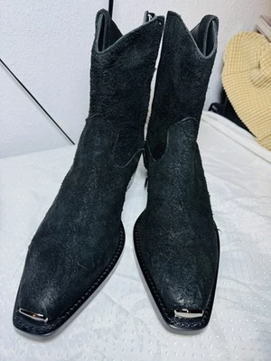 Botas occidentales de tropezo John Varvatos Walker $998 para hombre talla 10. Negro Foto 1 de 4
