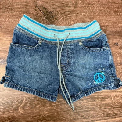 Pantalones Cortos de Denim Justice Girls Talla 8 Ajustados Signo de Paz Cintura Bordada Usados en Excelente Condición Foto 1 de 4