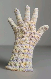 handgestrickte Fingerhandschuhe 90% Merinowolle, 10% Polyester  - Bild 1 von 4