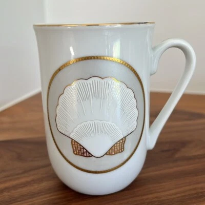 VINTAGE OTAGIRI Japan White Sea Shell Mug Mermaidcore Delicate Gold Tone Trim Foto 1 de 4