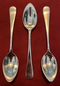 Trio Of Vintage Silver Plated Grapefruit Spoons By Walker & Hall c.1950’s - Picture 1 of 9