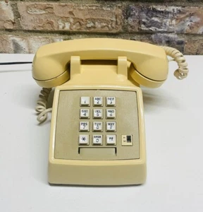 Vintage AT&T System Made In The USA Electric Push Button Desk Phone - Untested - Zdjęcie 1 z 17