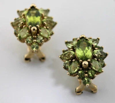 Ohrstecker Gold 375 mit Peridot Omegabrisur - Bild 1 von 4