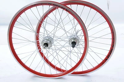PAIR WHEELS 24" MTB DISC BRAKE HUB Q/R RED DOUBLE WALL 507 X 21 RIM MULTISPEED - Image 1 of 2