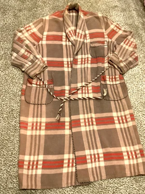VTG Beacon Plaid Bathrobe w/ belt robe - Image 1 of 4