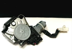 2009-2015 Toyota Venza Lift Gate Trunk Latch Actuator Power Lock OEM - Picture 1 of 9