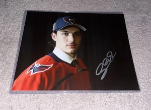 LYNDEN LAKOVIC SIGNED WASHINGTON CAPITALS 2025 NHL DRAFT HOCKEY 8X10 PHOTO B COA - Picture 1 of 2