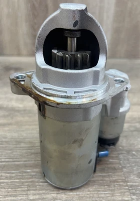 Motor de arranque Kia Optima LX 2015-2020 2,4 L OEM 36100-2G250 Foto 1 de 4