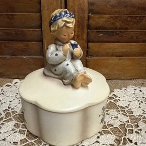 Blossom Time von M J Hummel Schmuckkästchen mit Spieluhr.  In funktionstüchtigem Zustand - Bild 1 von 6