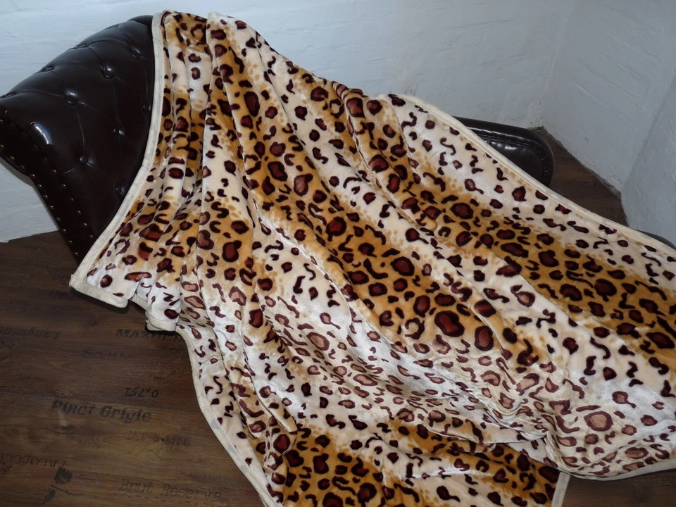 Kuscheldecke Tagesdecke Wohndecke Decke Plaid Leoparden - Look 160x200cm - Bild 1 von 1