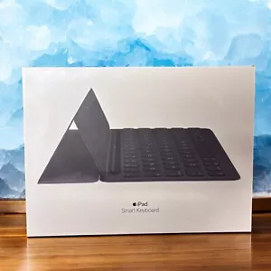 Genuine Apple iPad 9th/8th/7/Pro 10.5/Air 3rd Gen Generation Smart Keyboard Case - Picture 1 of 13