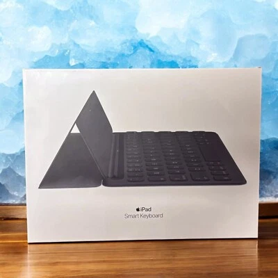 Genuine Apple iPad 9th/8th/7/Pro 10.5/Air 3rd Gen Generation Smart Keyboard Case - Image 1 of 4